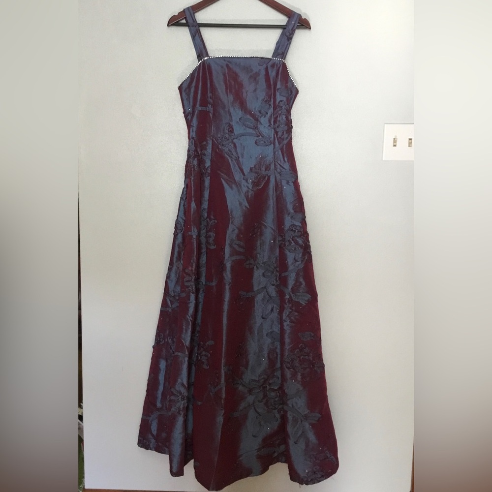 Saphiret Evening Dress Rhinestone Accent